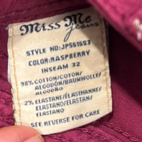 Miss Me Jeans in Color RASPBERRY - Picture 5 of 7